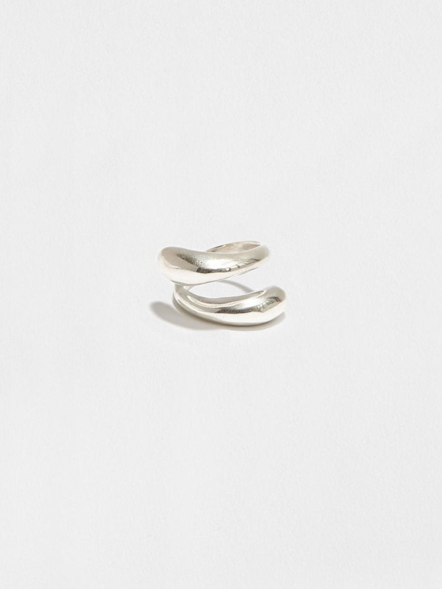 Hernan Herdez- abrazo ring- Jewellery-jewelry-Jeryco Store- London- Ring- Sterling silver- unisex- nyc jewellery designer-abrazo- wrap around ring for her-wrap around ring for him- 