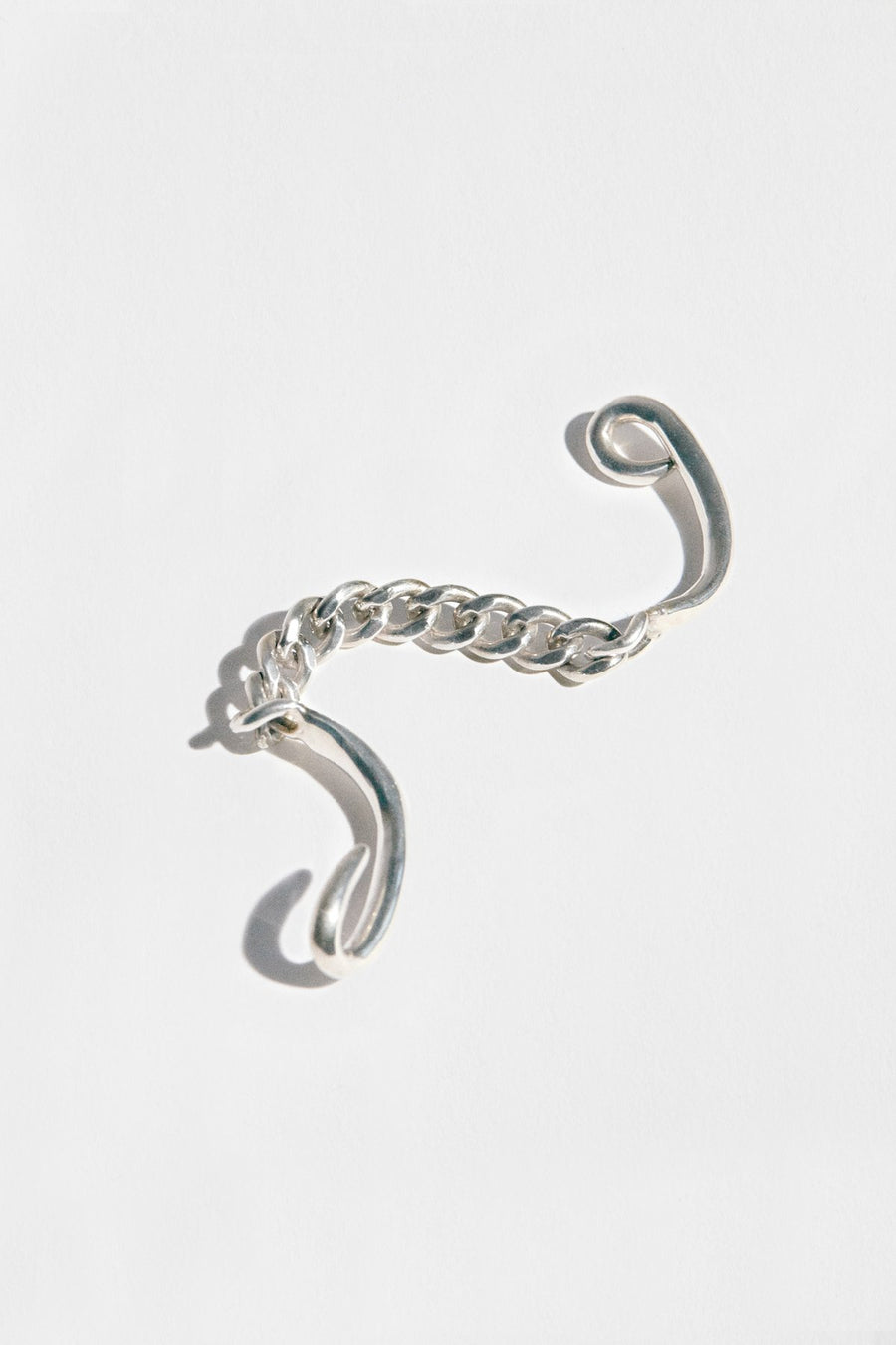 Hernan Herdez- Jewellery-jewelry-Jeryco Store- London- Hook Bracelet-bracelets for him-bracelets for her-unisex bracelets- sterling silver- chain bracelet- toggle bracelet-chunky sterling silver bracelet-Hook chain bracelet